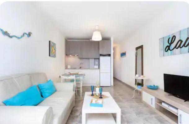 Pino'S Vivienda Vacacional Costa Del Silencio Zewnętrze zdjęcie